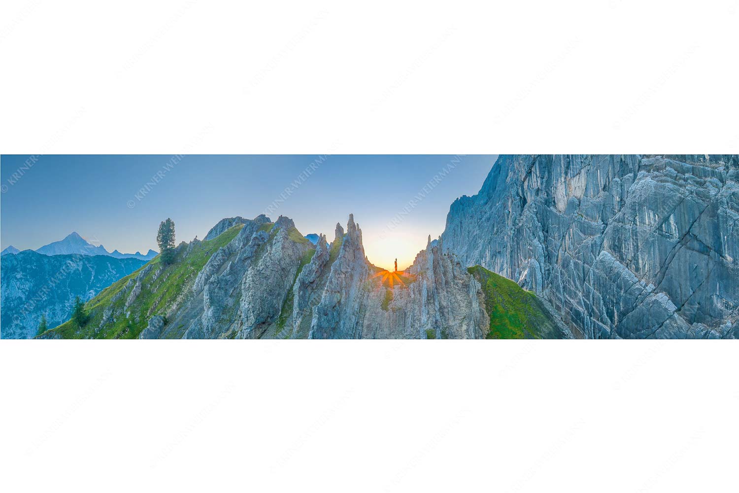 Auf die Spitze getrieben – Seitenverhältnis 4:1 — Lafatscher Nordwand Karwendel Sonnenaufgang im Halleranger im Karwendelgebirge