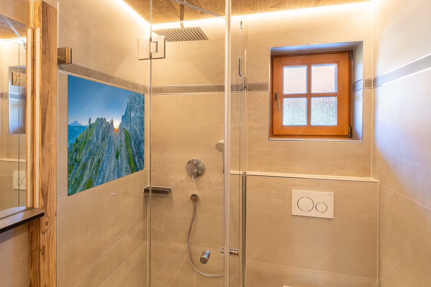 Sonnenaufgang im Halleranger im Karwendelgebirge - Auf die Spitze getrieben - Größe ca. 120x80cm, Seitenverhältnis 3:2 - Lafatscher Nordwand Karwendel - weitere Infos unter https://www.kriner-weiermann.de