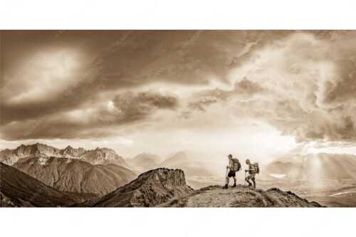 Blick vom Seinskopf zum Karwendel und über das Obere Isartal zum Estergebirge - Aufgrissen - Seitenverhältnis 2:1 - Gewitterstimmung am Seinskopf - weitere Infos unter https://www.kriner-weiermann.de
