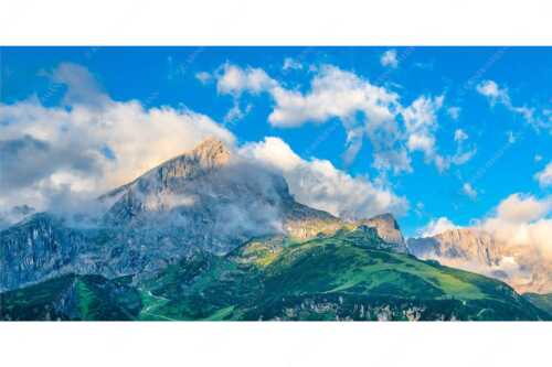 Blick auf Alpspitze und Waxenstein. Zugspitze dahinter im Nebel. - Aufreißen - Seitenverhältnis 2:1 - Alpspitze und Osterfelder - weitere Infos unter https://www.kriner-weiermann.de