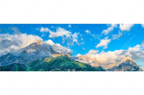 Blick auf Alpspitze und Waxenstein. Zugspitze dahinter im Nebel. - Aufreißen - Seitenverhältnis 3:1 - Alpspitze und Osterfelder - weitere Infos unter https://www.kriner-weiermann.de