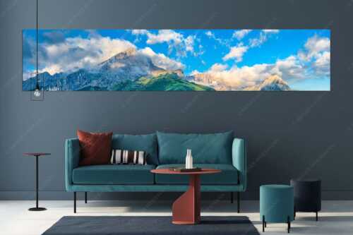 Blick auf Alpspitze und Waxenstein. Zugspitze dahinter im Nebel. - Aufreißen - Größe ca. 350x70cm, Seitenverhältnis 5:1 - Alpspitze und Osterfelder - weitere Infos unter https://www.kriner-weiermann.de