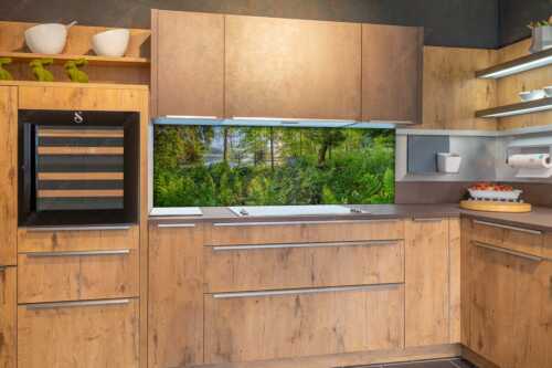 Eine üppige Frühlingsvegitation an den feuchten Ufern des Barmsees - Barmseejungle II - Größe ca. 180x60cm, Seitenverhältnis 3:1 - Vegitation am Barmsee - weitere Infos unter https://www.kriner-weiermann.de