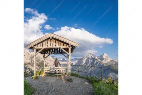 Aussichtskanzel am Schachen mit Blick ins Reintal und Zugspitzplatt - Bei der Kanzel - Seitenverhältnis 1:1 - Schachen und Alpspitze - weitere Infos unter https://www.kriner-weiermann.de