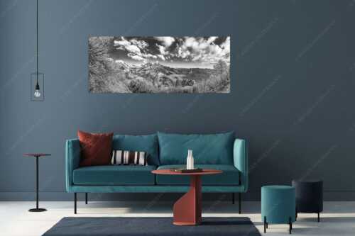 Blick über die Aussichtskanzel am Schachen zum Alpspitzmassiv mit Zugspitzplatt - Bella Vista - Größe ca. 175x70cm, Seitenverhältnis 2,5:1 - Aussicht vom Schachen - weitere Infos unter https://www.kriner-weiermann.de