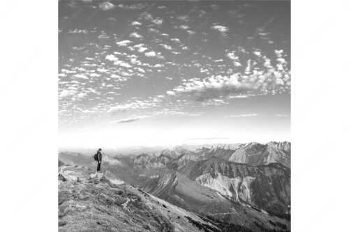 Blick vom Schafreuter auf den Karwendelhauptkamm - Bellvedere - Seitenverhältnis 1:1 - Schafreiter Wolkenstimmung im Karwendel - weitere Infos unter https://www.kriner-weiermann.de