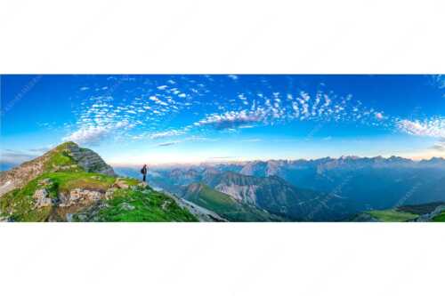 Blick vom Schafreuter auf den Karwendelhauptkamm - Bellvedere - Seitenverhältnis 3:1 - Schafreiter Wolkenstimmung im Karwendel - weitere Infos unter https://www.kriner-weiermann.de