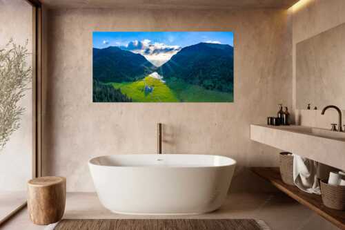 Blick über Esterbergalm und Esterbergsee in den Sonnenuntergang - Bergoase - Größe ca. 180x90cm, Seitenverhältnis 2:1 - Esterbergalm - weitere Infos unter https://www.kriner-weiermann.de
