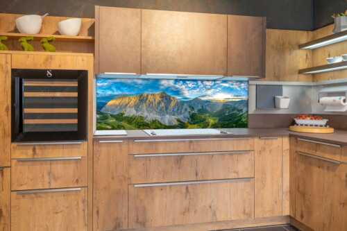 Die Sonne scheint noch kurz entlang des Hallerangers in die Nordwand der Speckkarspitze - Der Abschiedskuss - Größe ca. 180x60cm, Seitenverhältnis 3:1 - Speckkarspitze im Karwendel - weitere Infos unter https://www.kriner-weiermann.de