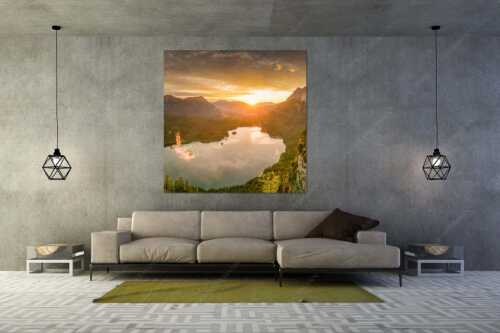 Blick über den Eibsee in den Sonnenaufgang im Estergebirge - Der Eibseeblick - Größe ca. 160x160cm, Seitenverhältnis 1:1 - Eibsee mit Loisachtal - weitere Infos unter https://www.kriner-weiermann.de