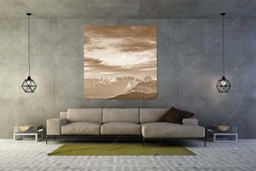 Blick über Garmisch-Partenkirchen und Kramer zum Zugspitzmassiv - Der Himmel tut sich auf - Größe ca. 160x160cm, Seitenverhältnis 1:1 - Garmisch-Partenkirchen mit Wetterstein - weitere Infos unter https://www.kriner-weiermann.de