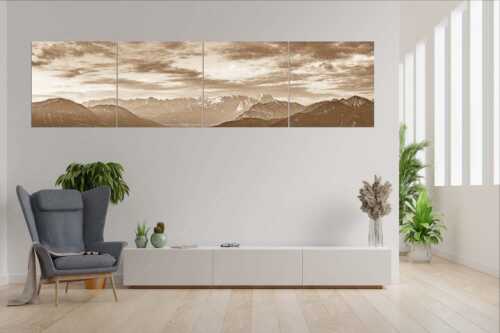 Blick über Garmisch-Partenkirchen und Kramer zum Zugspitzmassiv - Der Himmel tut sich auf - 4er Split, Größe ca. 280x70cm, Seitenverhältnis 4:1 - Garmisch-Partenkirchen mit Wetterstein - weitere Infos unter https://www.kriner-weiermann.de