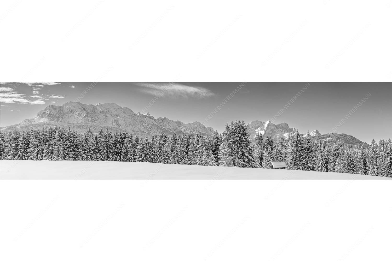 Blick zum Wettersteingebirge mit Zugspitzmassiv