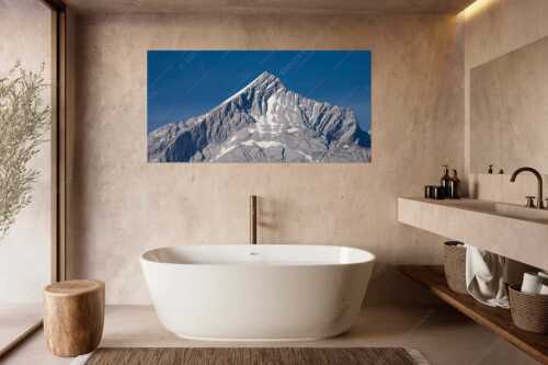 Im Frühsommer wenn noch teilweise Schnee in der Nordflanke liegt ist die Alpspitze am schönsten - Die Königin - Größe ca. 180x90cm, Seitenverhältnis 2:1 - Alpspitze in Garmisch-Partenkirchen - weitere Infos unter https://www.kriner-weiermann.de