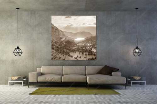 Die Abendsonne streicht noch über den Alpsee und Schloss Neuschwanstein - Die Schlösser - Größe ca. 160x160cm, Seitenverhältnis 1:1 - Schloss Neuschwanstein - weitere Infos unter https://www.kriner-weiermann.de
