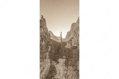 Kletterer an der Lafatscher Nordwand im Karwendelgebirge - Drachenhaut - Seitenverhältnis 1:2 - Klettern am Lafatscher im Karwendel - weitere Infos unter https://www.kriner-weiermann.de