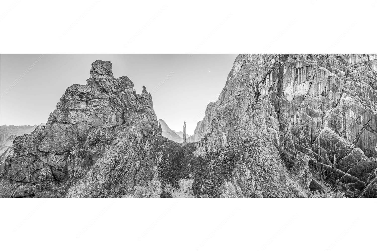 Kletterer an der Lafatscher Nordwand im Karwendelgebirge