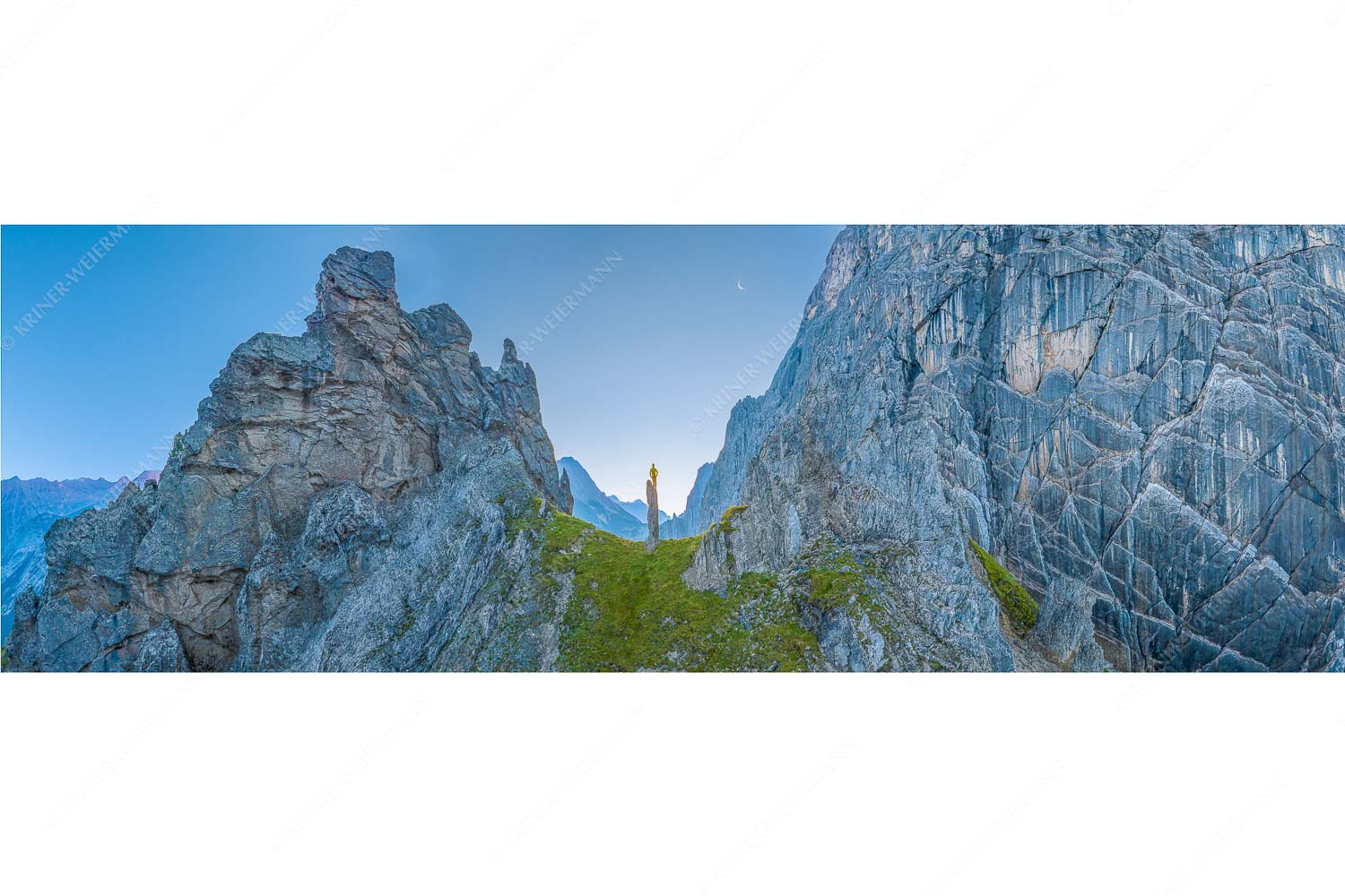 Drachenhaut – Seitenverhältnis 3:1 — Klettern am Lafatscher im Karwendel Kletterer an der Lafatscher Nordwand im Karwendelgebirge