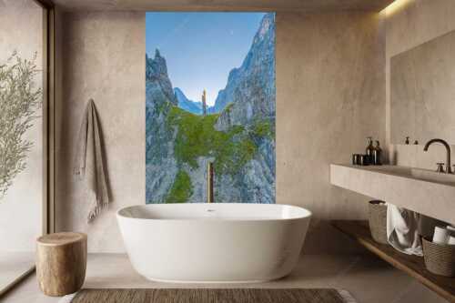 Kletterer an der Lafatscher Nordwand im Karwendelgebirge - Drachenhaut - Größe ca. 160x240cm, Seitenverhältnis 2:3 - Klettern am Lafatscher im Karwendel - weitere Infos unter https://www.kriner-weiermann.de