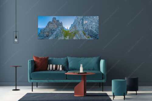 Kletterer an der Lafatscher Nordwand im Karwendelgebirge - Drachenhaut - Größe ca. 175x70cm, Seitenverhältnis 2,5:1 - Klettern am Lafatscher im Karwendel - weitere Infos unter https://www.kriner-weiermann.de