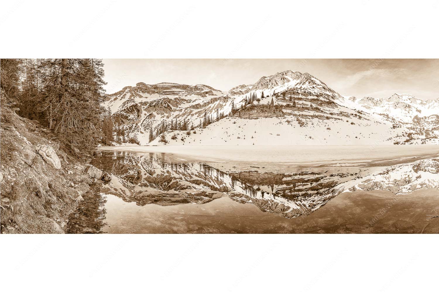 Ein Hauch von Frühling – Seitenverhältnis 2,5:1 — Frühling am Soiernsee Im Frühling wenn das Eis auf dem Soiernsee zu schmelzen beginnt ist es noch menschenleer