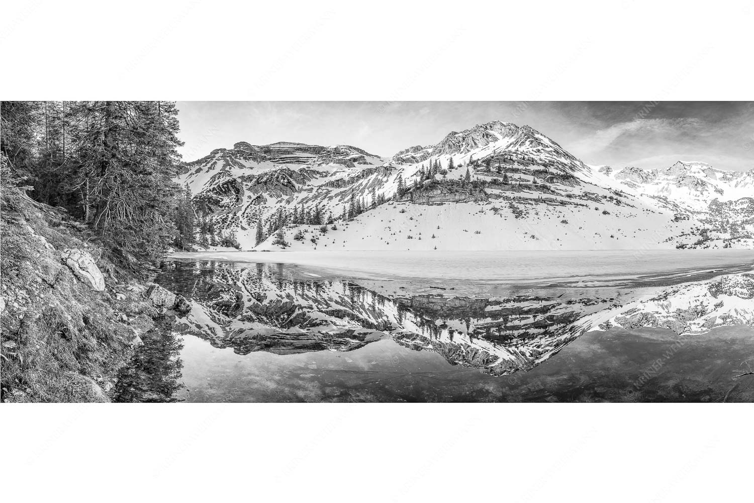 Ein Hauch von Frühling – Seitenverhältnis 2,5:1 — Frühling am Soiernsee Im Frühling wenn das Eis auf dem Soiernsee zu schmelzen beginnt ist es noch menschenleer
