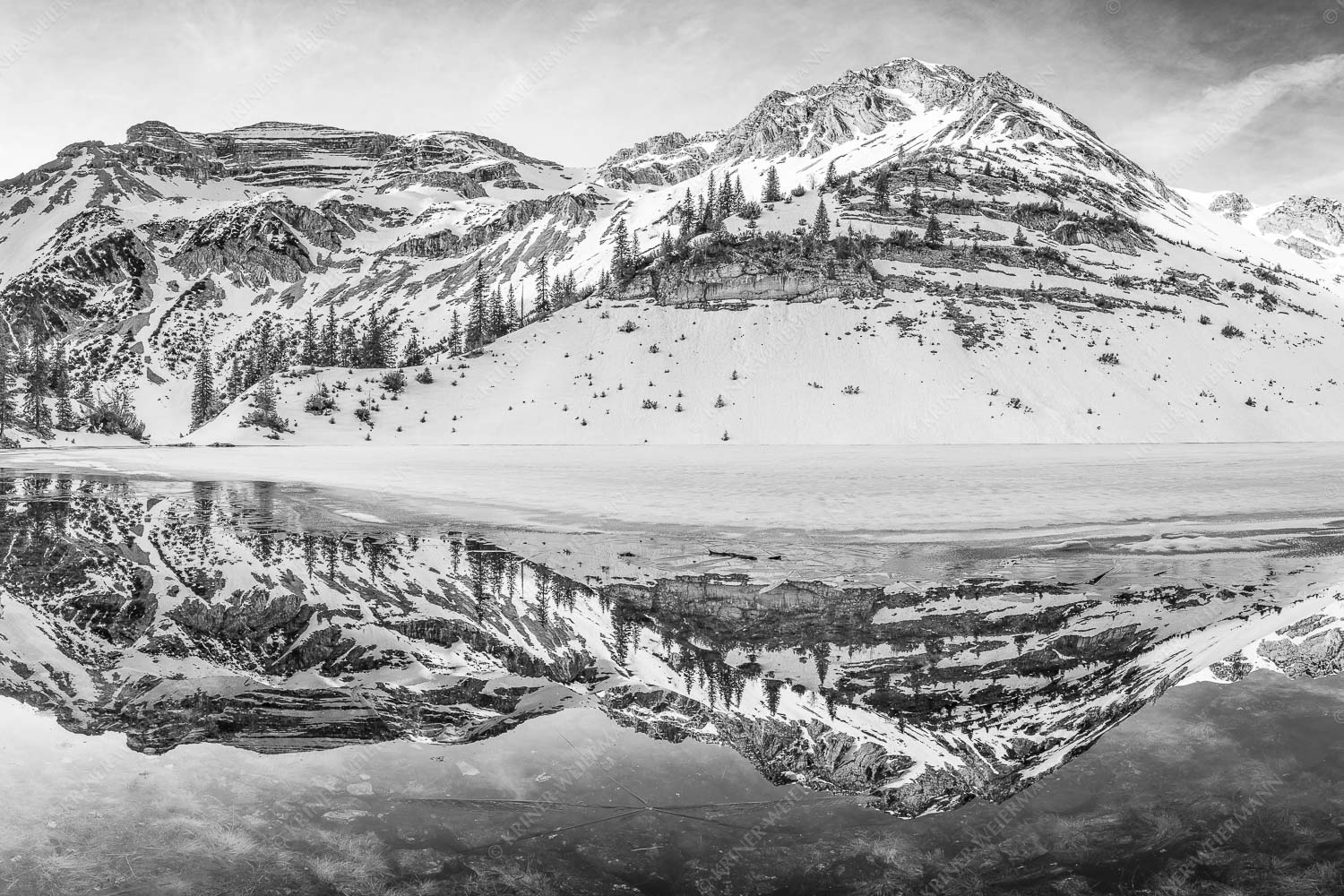 Ein Hauch von Frühling – Seitenverhältnis 3:2 — Frühling am Soiernsee Im Frühling wenn das Eis auf dem Soiernsee zu schmelzen beginnt ist es noch menschenleer