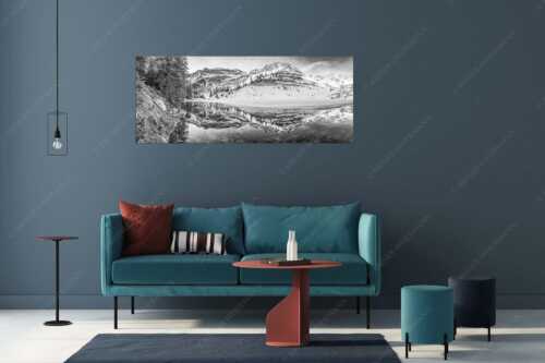 Im Frühling wenn das Eis auf dem Soiernsee zu schmelzen beginnt ist es noch menschenleer - Ein Hauch von Frühling - Größe ca. 175x70cm, Seitenverhältnis 2,5:1 - Frühling am Soiernsee - weitere Infos unter https://www.kriner-weiermann.de