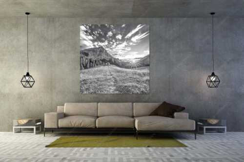 Weg zur Kapelle an der Hallerangeralm mit Kleinen Lafatscher - Ein Moment der Stille - Größe ca. 160x160cm, Seitenverhältnis 1:1 - Kapelle Hallerangeralm im Karwendel - weitere Infos unter https://www.kriner-weiermann.de