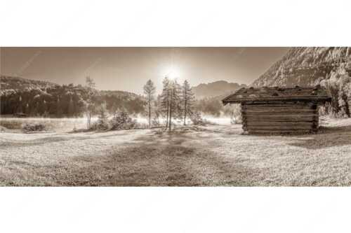 Auf der Nordseite des Wettersteingebirges liegt der Ferchensee in traumhafter Landschaft - Ein Morgen am Ferchensee - Seitenverhältnis 2,5:1 - Ferchensee bei Mittenwald - weitere Infos unter https://www.kriner-weiermann.de