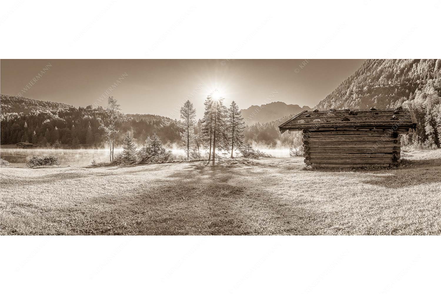 Ein Morgen am Ferchensee – Seitenverhältnis 2,5:1 — Ferchensee bei Mittenwald Auf der Nordseite des Wettersteingebirges liegt der Ferchensee in traumhafter Landschaft