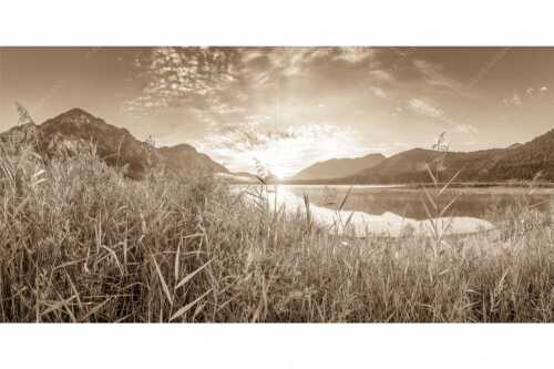 Blick über den Silvensteinsee zum Sonnenaufgang - Einsamer Sommermorgen - Seitenverhältnis 2:1 - Silvensteinsee - weitere Infos unter https://www.kriner-weiermann.de
