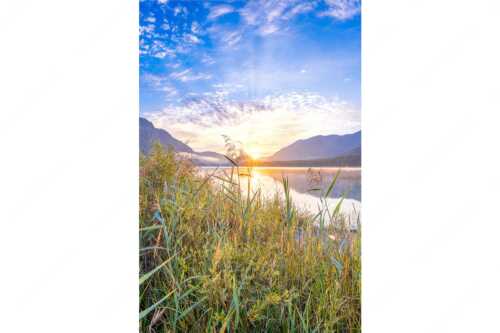 Blick über den Silvensteinsee zum Sonnenaufgang - Einsamer Sommermorgen - Seitenverhältnis 2:3 - Silvensteinsee - weitere Infos unter https://www.kriner-weiermann.de