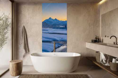 Blick über die verschneite Isar zu den Arnspitzen und ins Wettersteingebirge - Eisige Idylle - Größe ca. 100x200cm, Seitenverhältnis 1:2 - Isar Winter Arnspitze und Wetterstein - weitere Infos unter https://www.kriner-weiermann.de