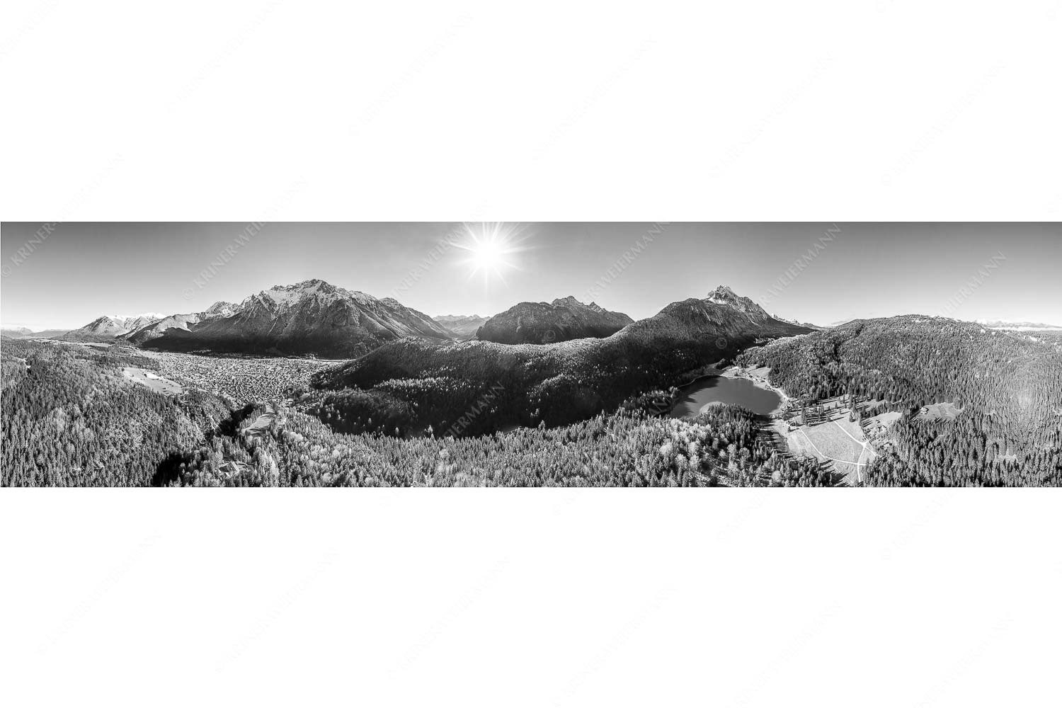 Blick auf Mittenwald am Karwendel und dem Lautersee am Wetterstein