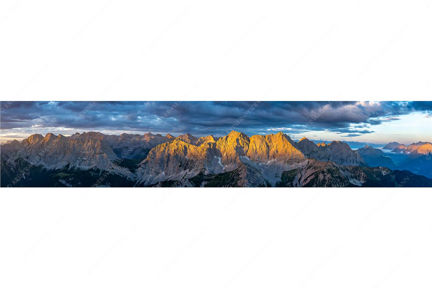 Firewall – Seitenverhältnis 5:1 — Morgenstimmung Hochkarspitze Wörner im Karwendel Erstes Sonnenlicht auf Raffelspitze, Hochkarspitze, Wörner und die nördliche Karwendelkette