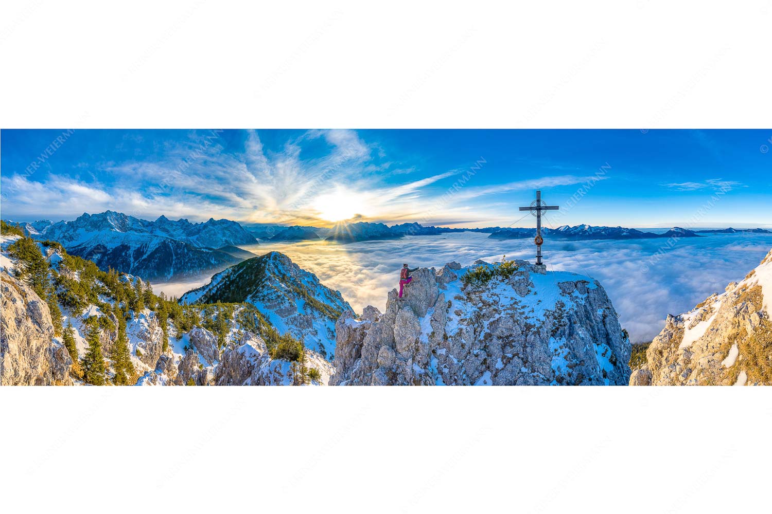 Fortuna II – Seitenverhältnis 3:1 — Klettern zum Signalkopf Blick vom Signalkopf über Wolkenmeer über dem Oberen Isartal zum Sonnenuntergang im Wetterstein