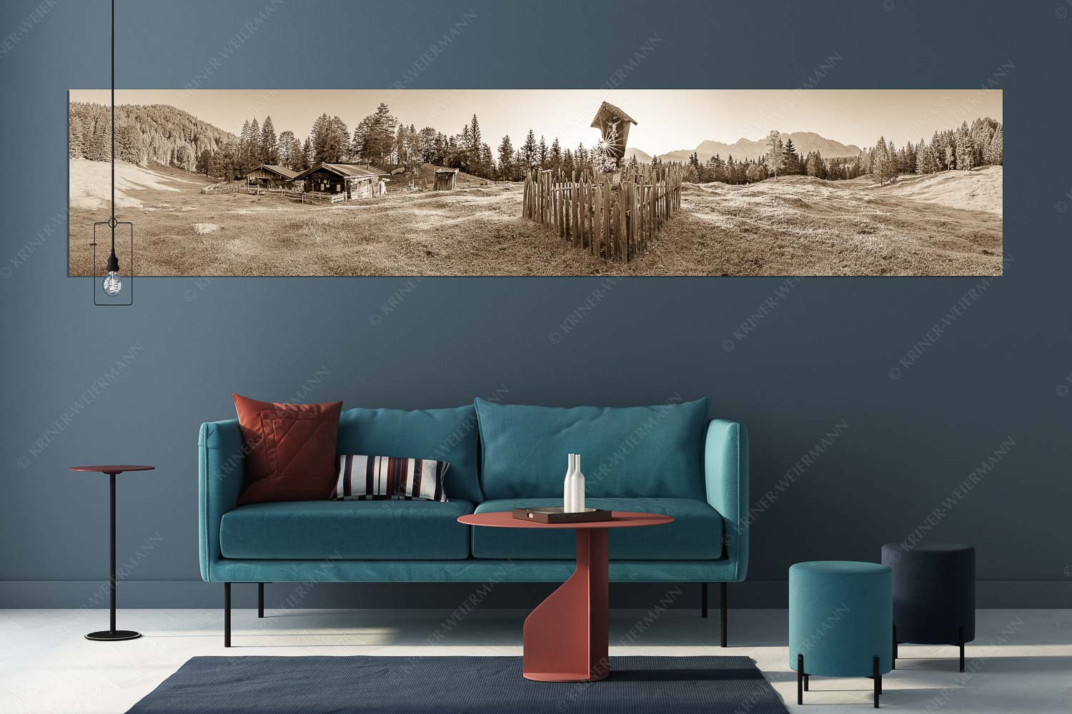 Friedlicher Morgen – Größe ca. 350x70cm, Seitenverhältnis 5:1 — Feldkreuz mit Karwendel Sonnenaufgang auf der Alm mit Karwendel im Hintergrund - Friedlicher Morgen - Größe ca. 350x70cm, Seitenverhältnis 5:1 - Feldkreuz mit Karwendel - weitere Infos unter https://www.kriner-weiermann.de