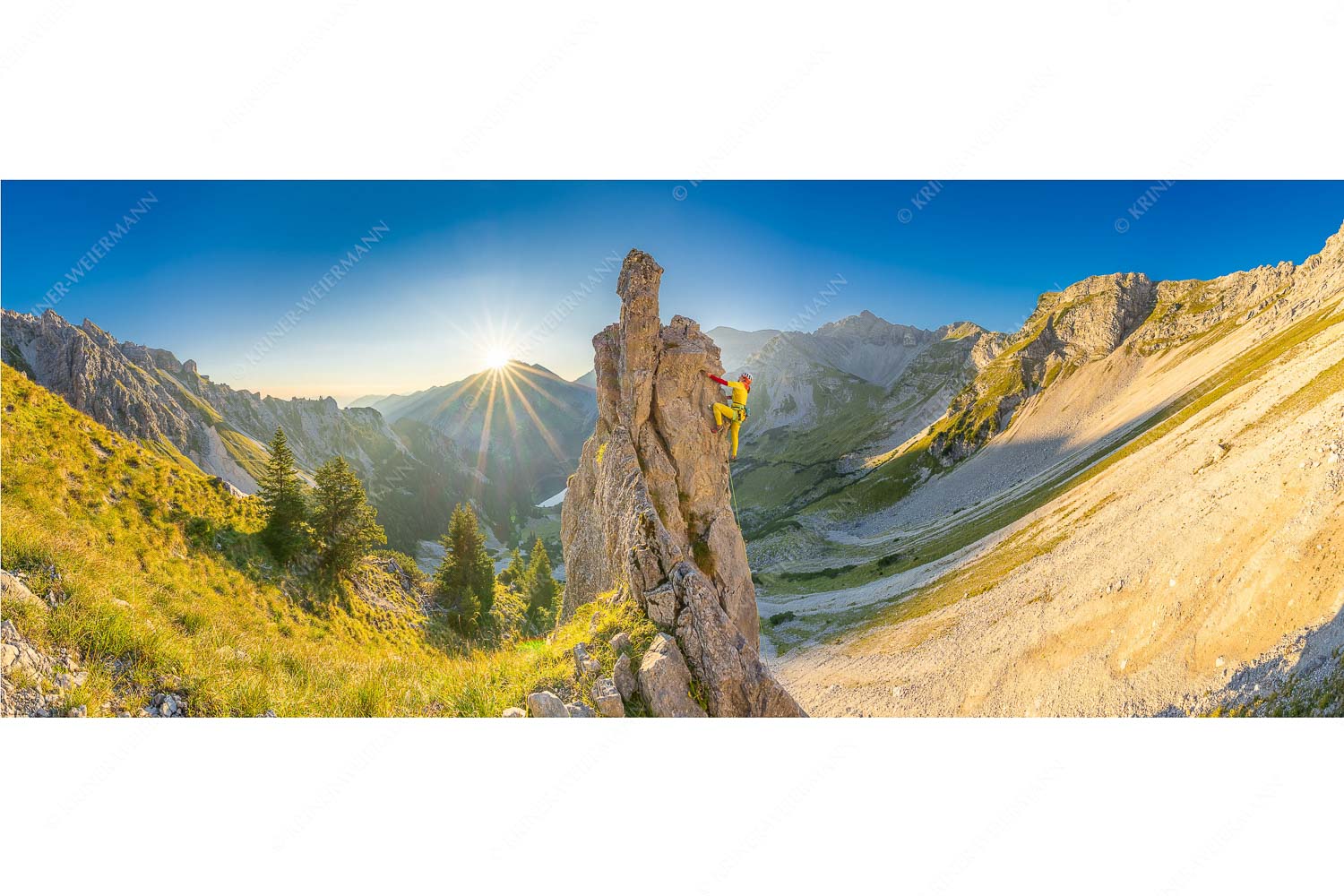 Klettererin unterwegs im Soiern bei Sonnenaufgang - Früh am Fels - Seitenverhältnis 2,5:1 - Klettern im Soierngebirge - weitere Infos unter https://www.kriner-weiermann.de