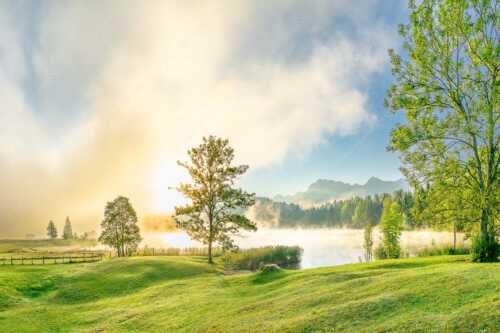 Morgenstimmung am Geroldsee mit Blick zum Karwendelgebirge - Frühnebel - Seitenverhältnis 3:2 - Geroldsee mit Karwendel - weitere Infos unter https://www.kriner-weiermann.de