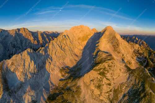 Blick ins Grieskar, Hohen Blassen und Alpspitze im Wettertsteingebirge - Gaifgrat - Seitenverhältnis 3:2 - Hohen Blassen und Alpspitze - weitere Infos unter https://www.kriner-weiermann.de