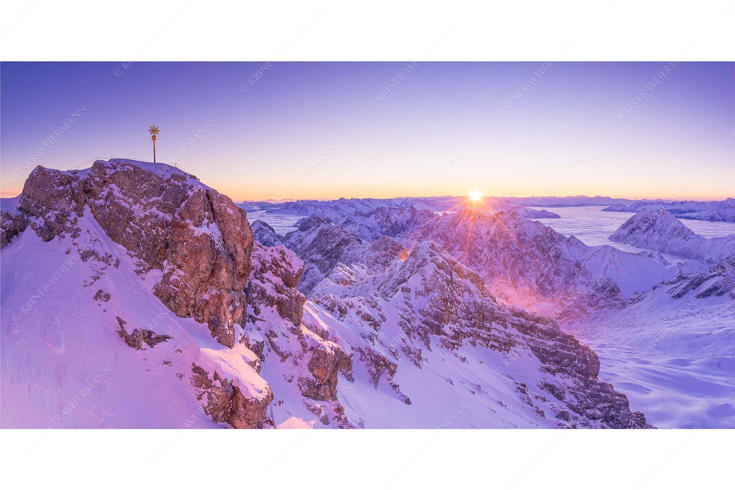 Glasklar – Seitenverhältnis 2:1 — Zugspitze Sonnenaufgang Herrlicher Morgen im Winter