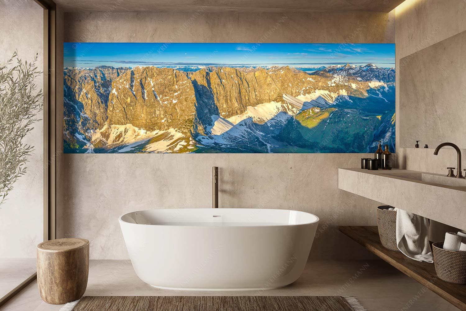 Blick in die Laliderer Nordwände im Karwendel bei Sonnenaufgang - Goldener Riegel - Größe ca. 300x100cm, Seitenverhältnis 3:1 - Karwendelhauptkamm - weitere Infos unter https://www.kriner-weiermann.de