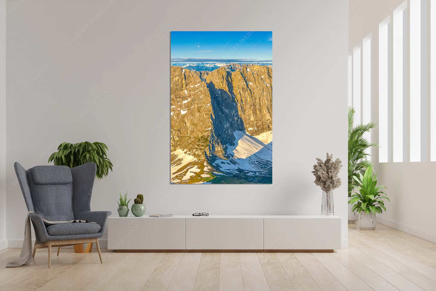 Goldener Riegel – Größe ca. 120x180cm, Seitenverhältnis 2:3 — Karwendelhauptkamm Blick in die Laliderer Nordwände im Karwendel bei Sonnenaufgang - Goldener Riegel - Größe ca. 120x180cm, Seitenverhältnis 2:3 - Karwendelhauptkamm - weitere Infos unter https://www.kriner-weiermann.de