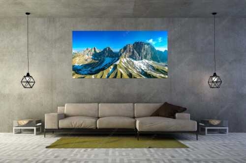 Wetterstein Südseite mit letzten Schneeresten im Puittal - Grüner Mantel - Größe ca. 200x100cm, Seitenverhältnis 2:1 - Schüsselkarspitze Scharnitzspitze Oberreintalschrofen - weitere Infos unter https://www.kriner-weiermann.de