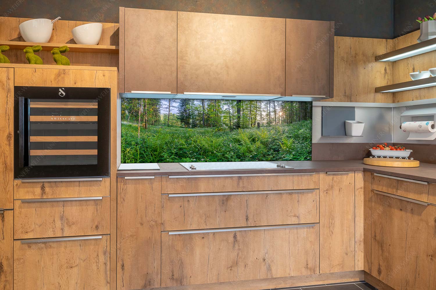 Grüner Teppich – Größe ca. 180x60cm, Seitenverhältnis 3:1 — Morgenstimmung am Barmsee Dichtes Grün im Frühlinng an den Uferregionen von Barmsee und Grubsee - Grüner Teppich - Größe ca. 180x60cm, Seitenverhältnis 3:1 - Morgenstimmung am Barmsee - weitere Infos unter https://www.kriner-weiermann.de