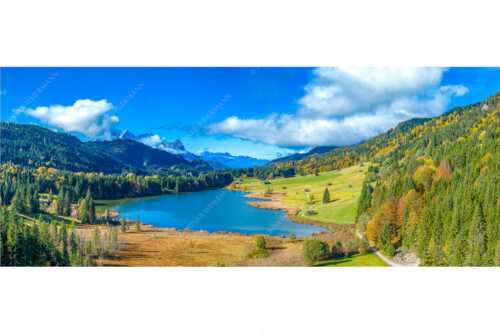 Blick über den Geroldsee zum Zugspitzmassiv mit Alpspitze, Zugspitze und Waxenstein - Heimatsee - Seitenverhältnis 2,5:1 - Geroldsee mit Wetterstein - weitere Infos unter https://www.kriner-weiermann.de