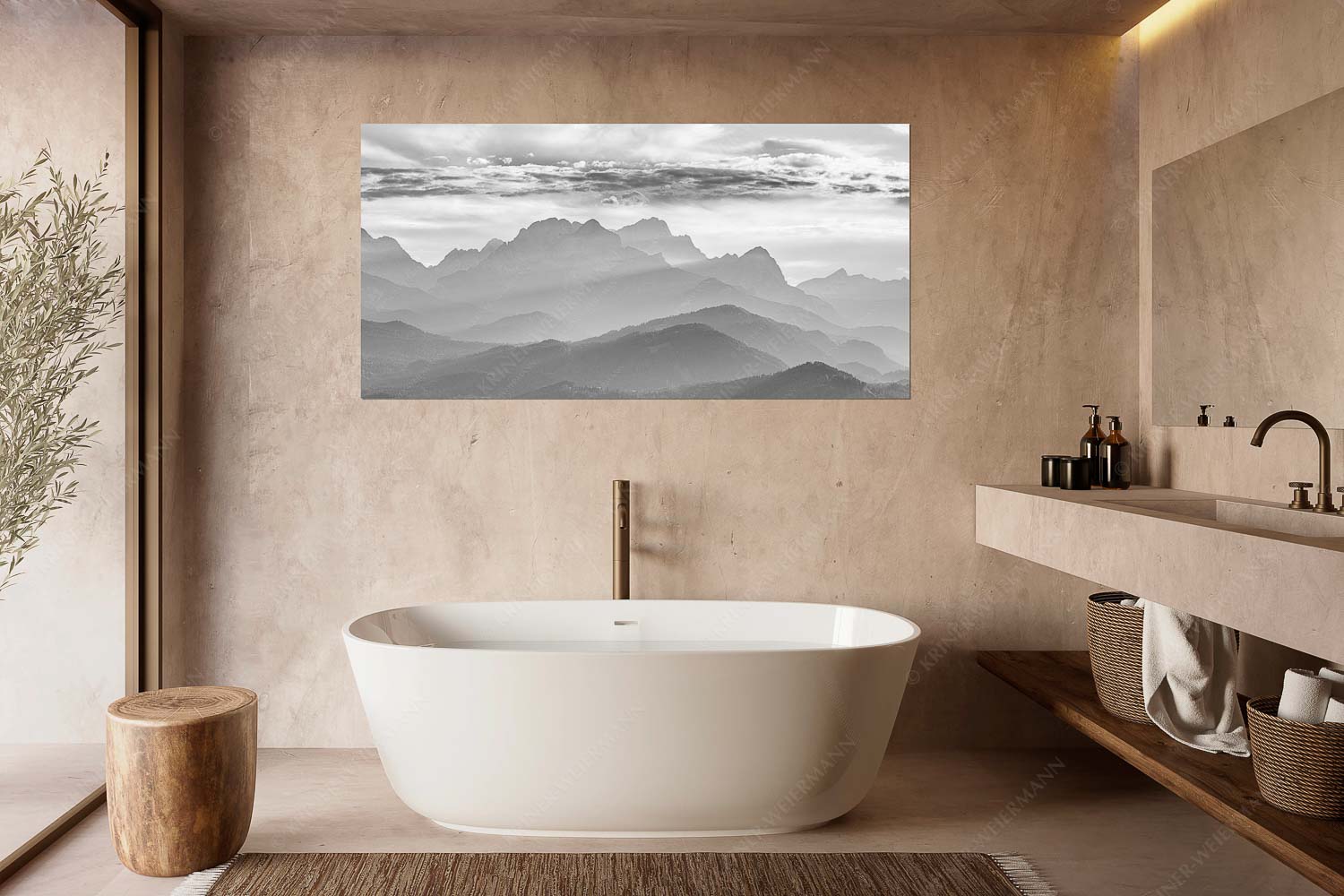 Heimatsilhouetten – Größe ca. 180x90cm, Seitenverhältnis 2:1 — Abendlicht am Zugspitzmassiv Traumhafte Abendstimmung in den unzähligen Gipfeln des Wetterstein- und Zugspitzmassivs - Heimatsilhouetten - Größe ca. 180x90cm, Seitenverhältnis 2:1 - Abendlicht am Zugspitzmassiv - weitere Infos unter https://www.kriner-weiermann.de