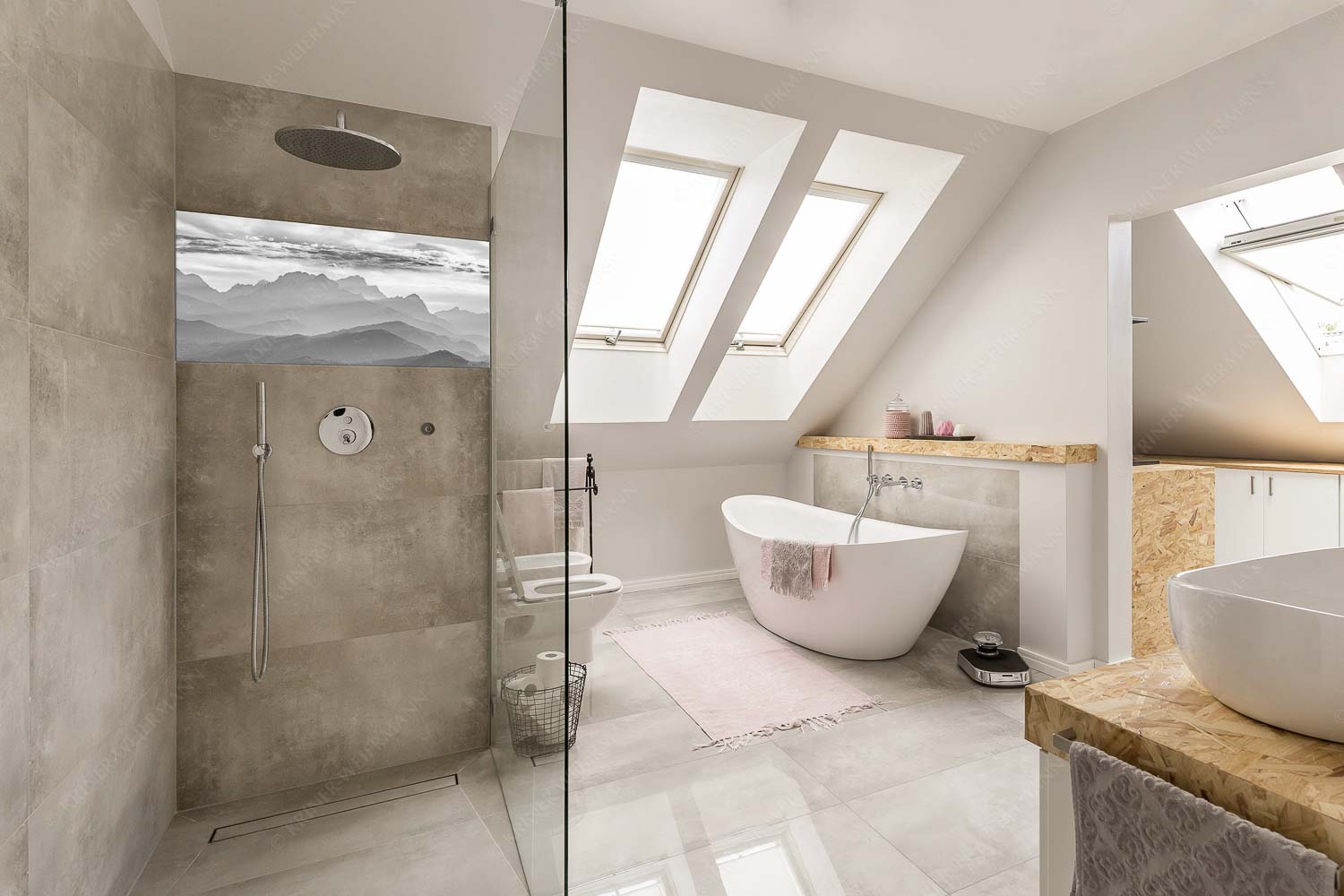 Heimatsilhouetten – Größe ca. 100x50cm, Seitenverhältnis 2:1 — Abendlicht am Zugspitzmassiv Traumhafte Abendstimmung in den unzähligen Gipfeln des Wetterstein- und Zugspitzmassivs - Heimatsilhouetten - Größe ca. 100x50cm, Seitenverhältnis 2:1 - Abendlicht am Zugspitzmassiv - weitere Infos unter https://www.kriner-weiermann.de