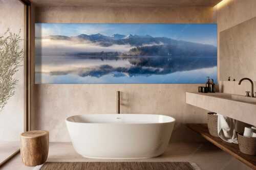 Wie verzaubert liegt die Halbinsel Zwergern im Walchensee mit Soiernblick - Heimatsymphonie - Größe ca. 300x100cm, Seitenverhältnis 3:1 - Walchensee mit Soierngebirge - weitere Infos unter https://www.kriner-weiermann.de